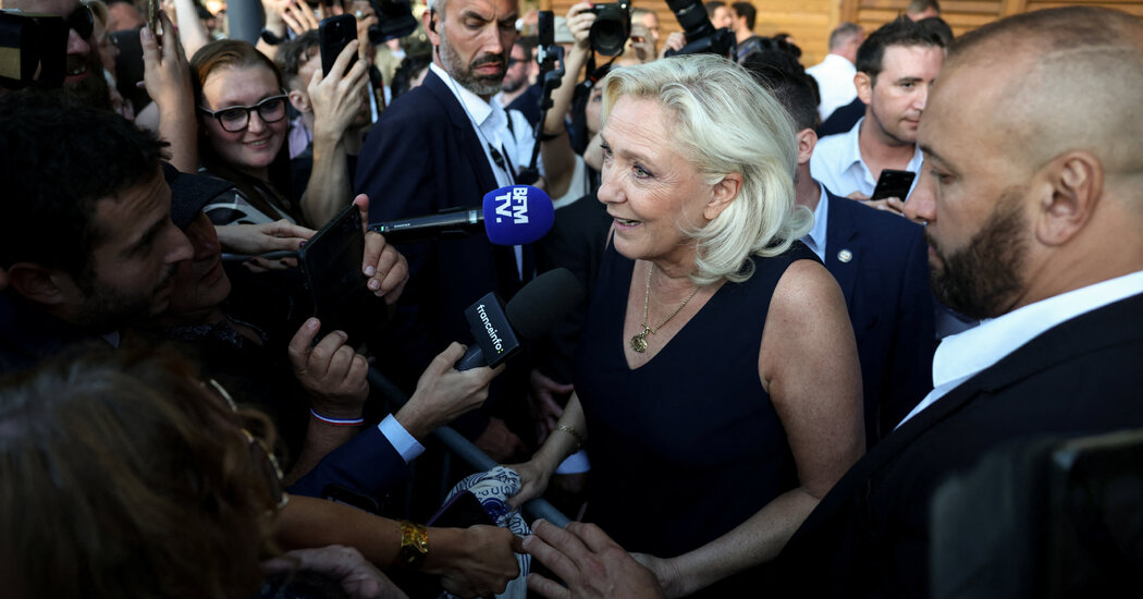 Le Pen Says She Will Run for Presidency After Court Lifts Ban