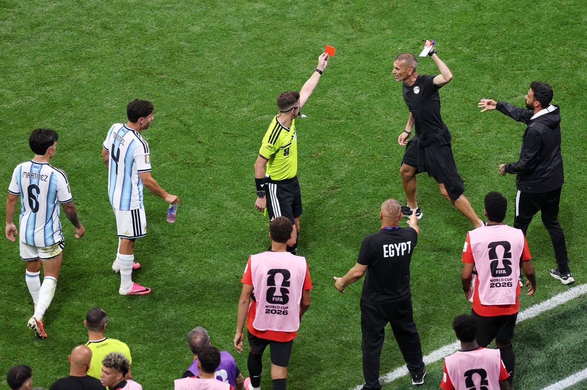 ATLANTA, GEORGIA - JULY 07: Referee Francois Letexier shows a red card to team official Saafan Elsaghir of Egypt during the FIFA World Cup 2026 Round of 16 match between Argentina and Egypt at Atlanta Stadium on July 07, 2026 in Atlanta, Georgia. (Photo by Michael Regan - FIFA/FIFA via Getty Images)