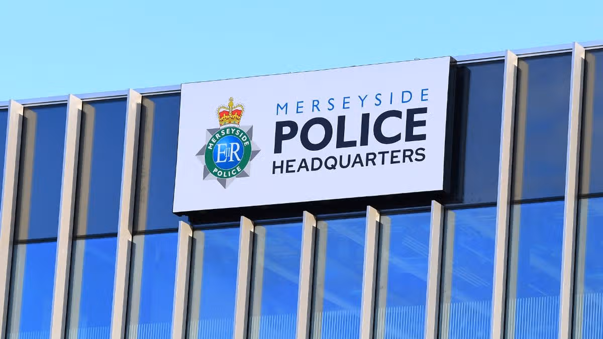 Merseyside Police officer offered £50 to sex workers while on duty