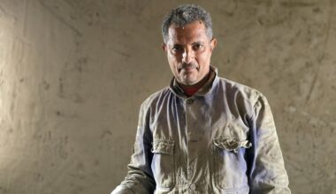Fuel prices soar on back of Iran war, leaving Yemeni labourers with no work | Conflict News