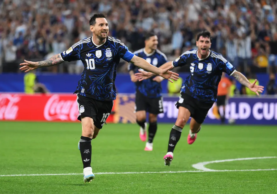 Argentina celebrates against Jordan at the World Cup.