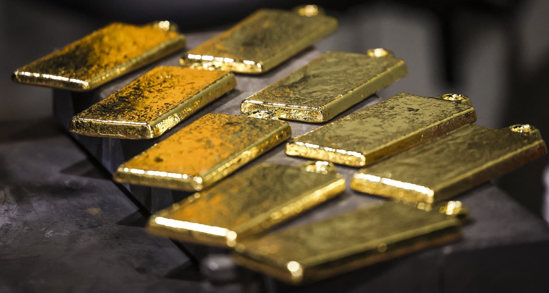 Gold on track for biggest weekly loss in six as Iran war fans inflation worries