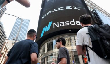 SpaceX stock sinks below $135 IPO price for the first time