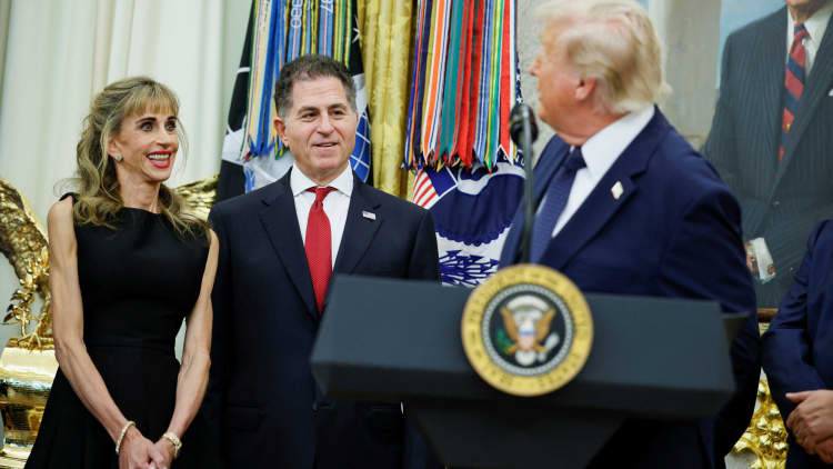 President Trump promotes Dell after Trump Account launch: 'Go out and buy a Dell'