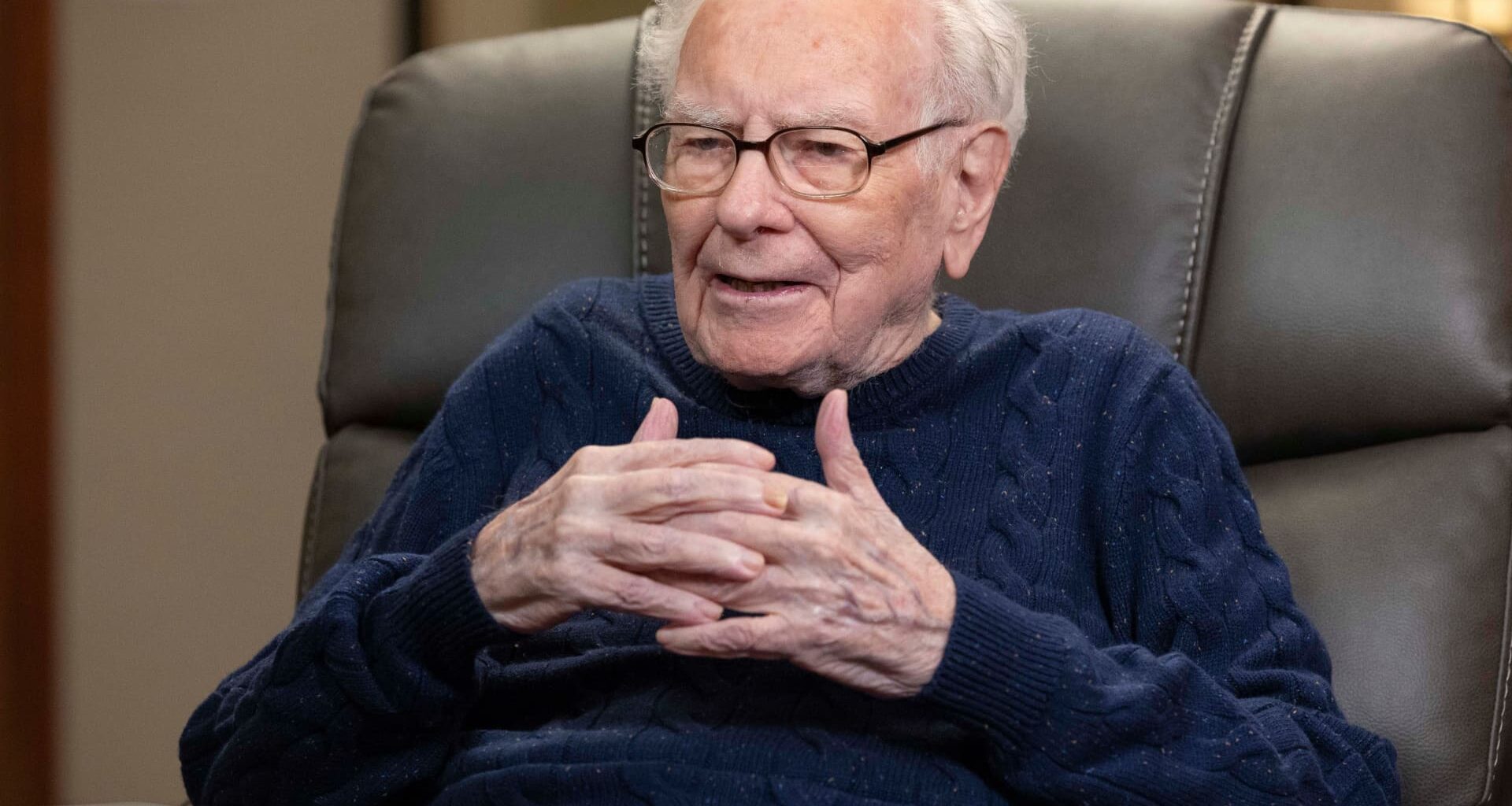 Warren Buffett tells CNBC he initiated Berkshire Hathaway's investment in Alphabet