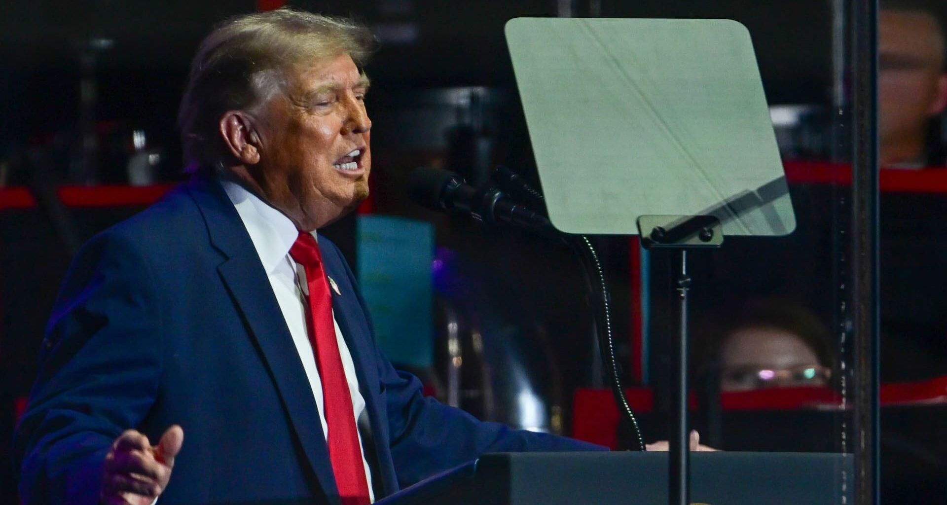 Trump teleprompter operator allegedly made Kalshi bets on his statements