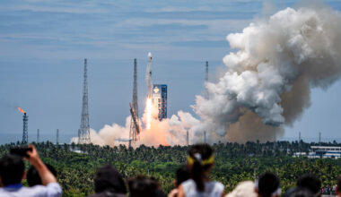 China Launches Reusable Rocket, Clearing a Key Hurdle in Race With SpaceX