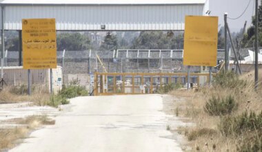 Two Israelis detained after crossing into Syria from Mount Hermon