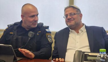 Most new Judea and Samaria police officers are local residents