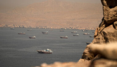 Iran War Live Updates: U.S. and Iran Exchange Strikes After Trump Steps Up Threats to Tehran