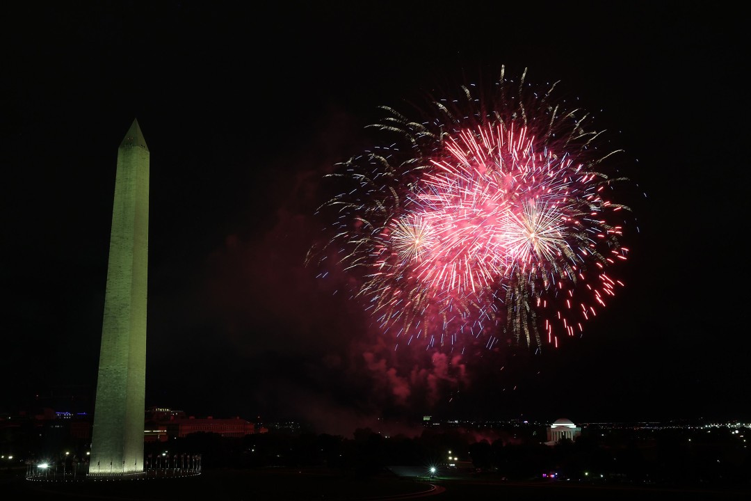 Attendees of DC's Record Fireworks May Want to Mask Up