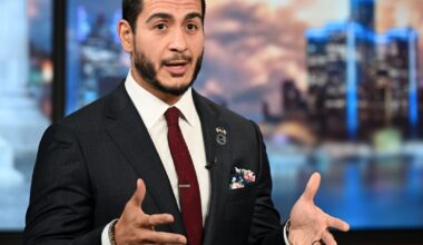 Dems Blast El-Sayed Over 'Ogre on a Pike' Remark
