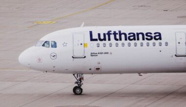 Lufthansa blocks fitness influencer over athletic outfit, she claims