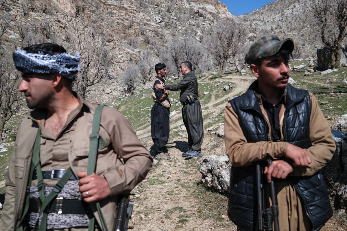 Iran Risks New War Front as Kurdish Attacks Rise Amid US Ceasefire