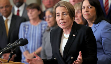 Women runs Massachusetts booth after gov boycotts Great American State Fair