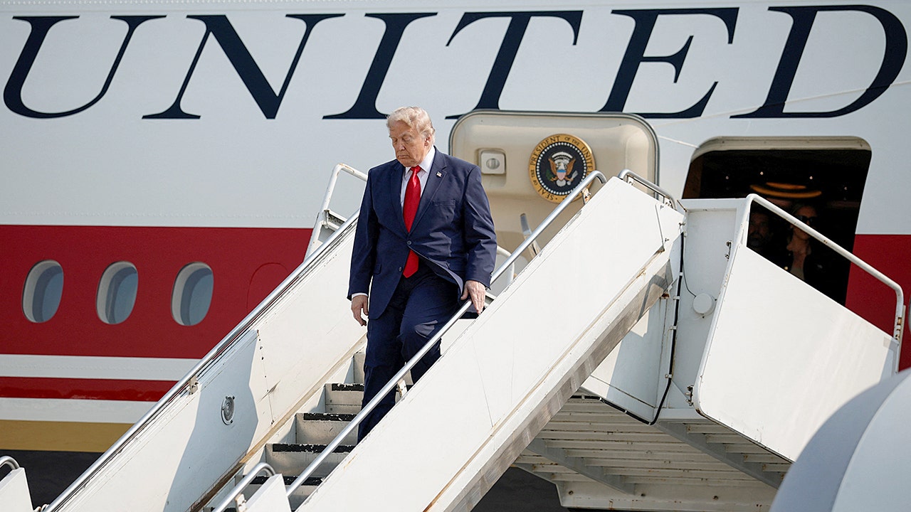Trump sends new Air Force One to Mildenhall, flies former plane to US