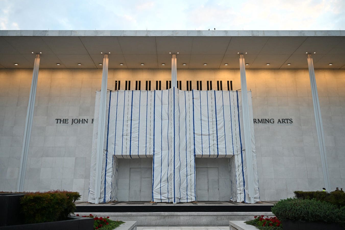 Kennedy Center Lacks ‘Facts Or Evidence’ To Halt Removal Of Trump’s Name