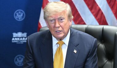 Trump warns US would 'decimate and destroy' Iran over assassination attempt
