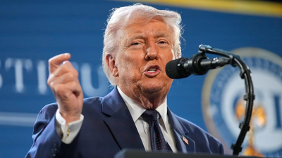 Trump threatens Iran with '1000 missiles' as both sides shoot their mouth in Gulf spat