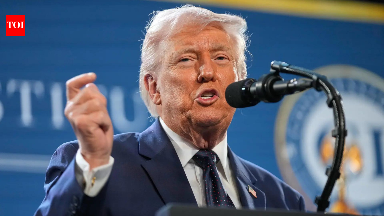 Trump threatens Iran with '1000 missiles' as both sides shoot their mouth in Gulf spat