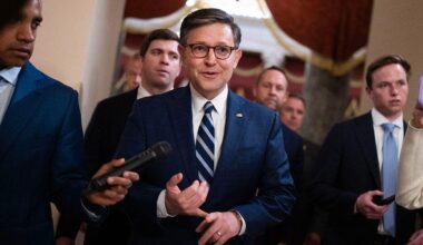 House conservatives end floor blockade, giving Speaker Johnson a win