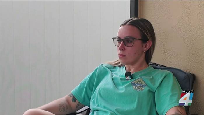 ‘Ain’t going nowhere’: HOA votes to continue legal battle with Jacksonville influencer in push for her removal