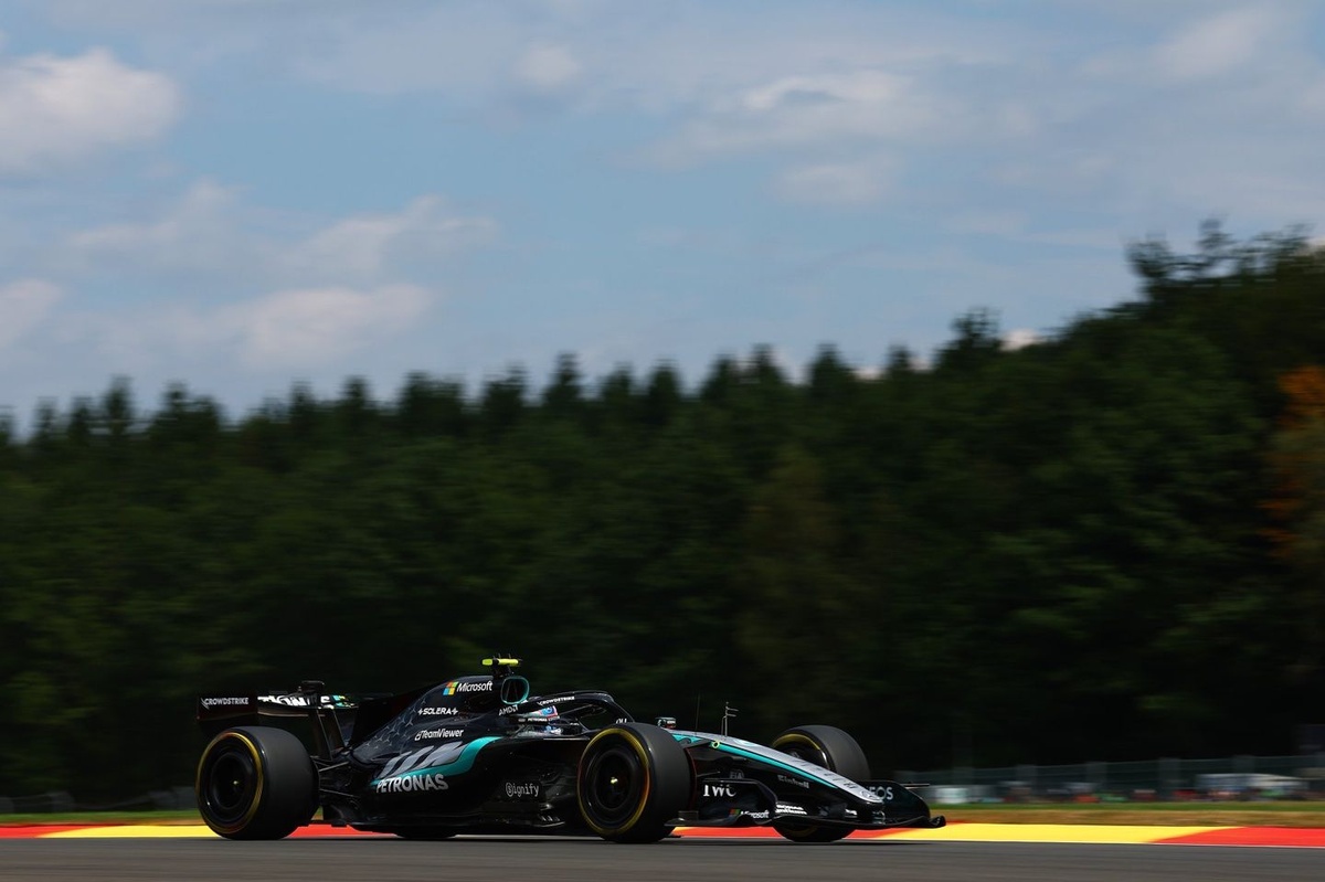 F1 Belgian GP: Antonelli fastest as Hamilton crashes at end of FP3