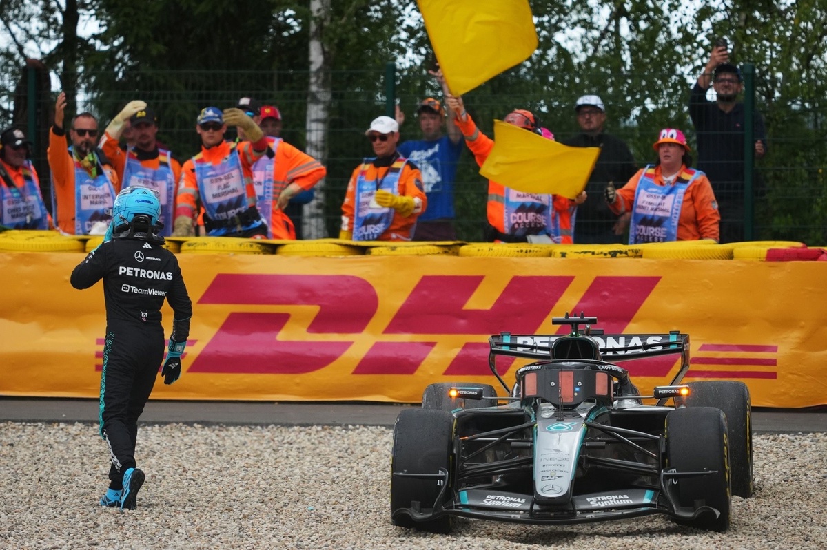 Russell slams "dangerous" battery issue before Hamilton Belgian GP clash