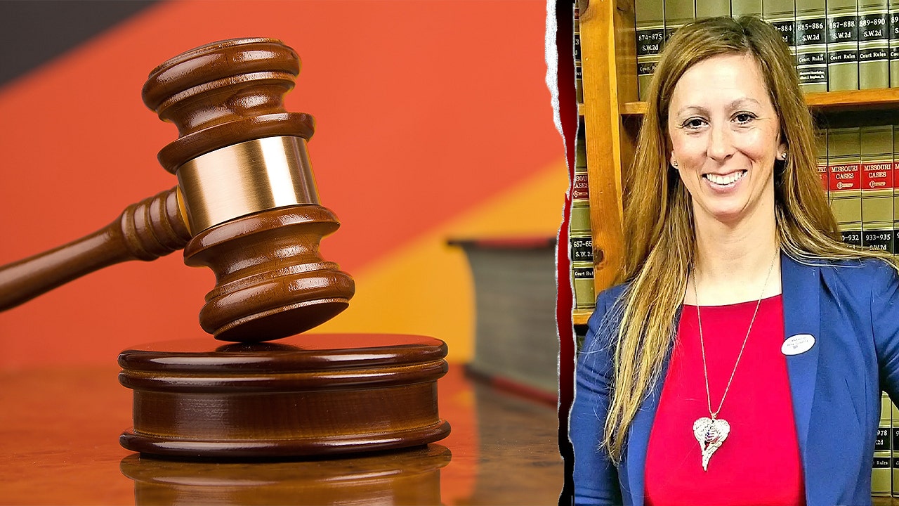 Prosecutor stripped of power after alleged romance with illegal immigrant defendant