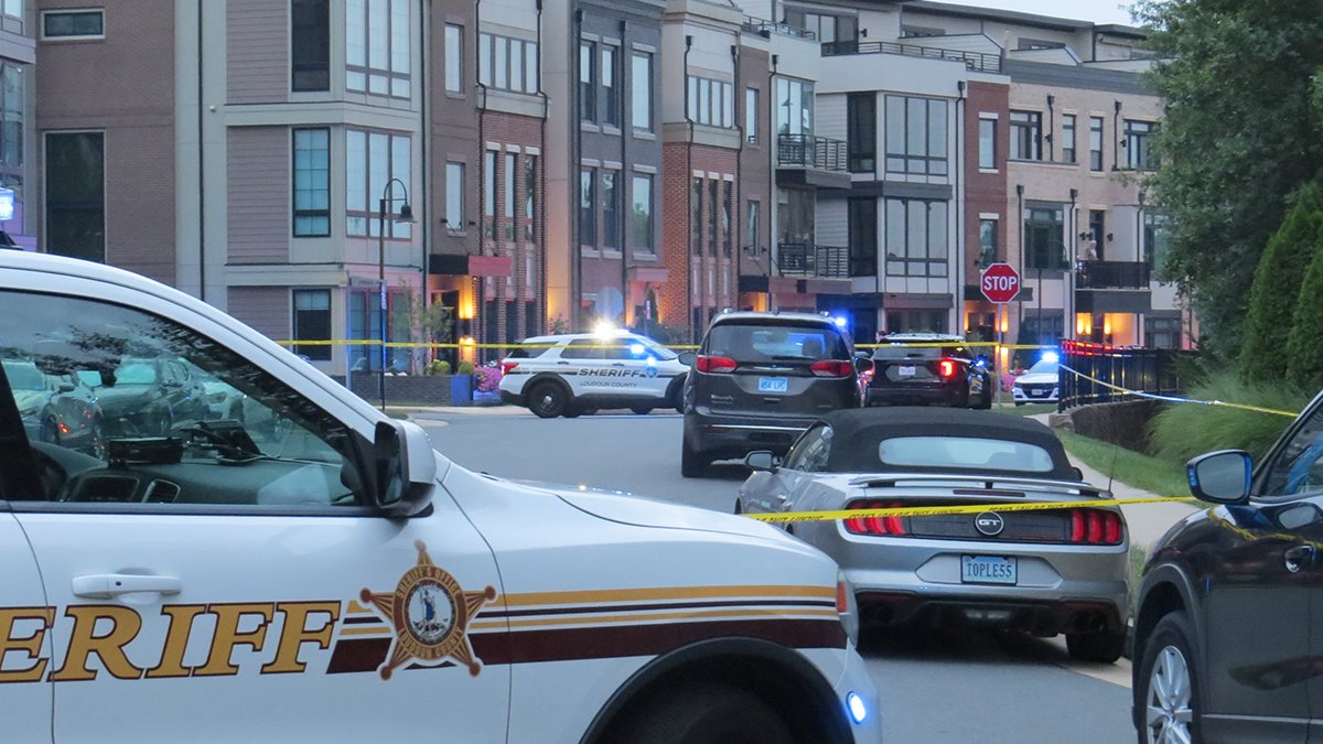 Wife of Eric Bieniemy shot in Ashburn; couple’s son arrested, authorities say – NBC4 Washington