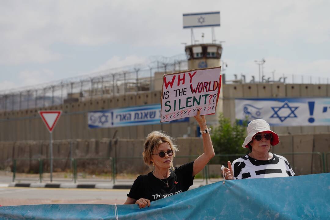 ‘Unfit to hold human beings’: Israeli prisons remain closed to ICRC amid alarming reports
