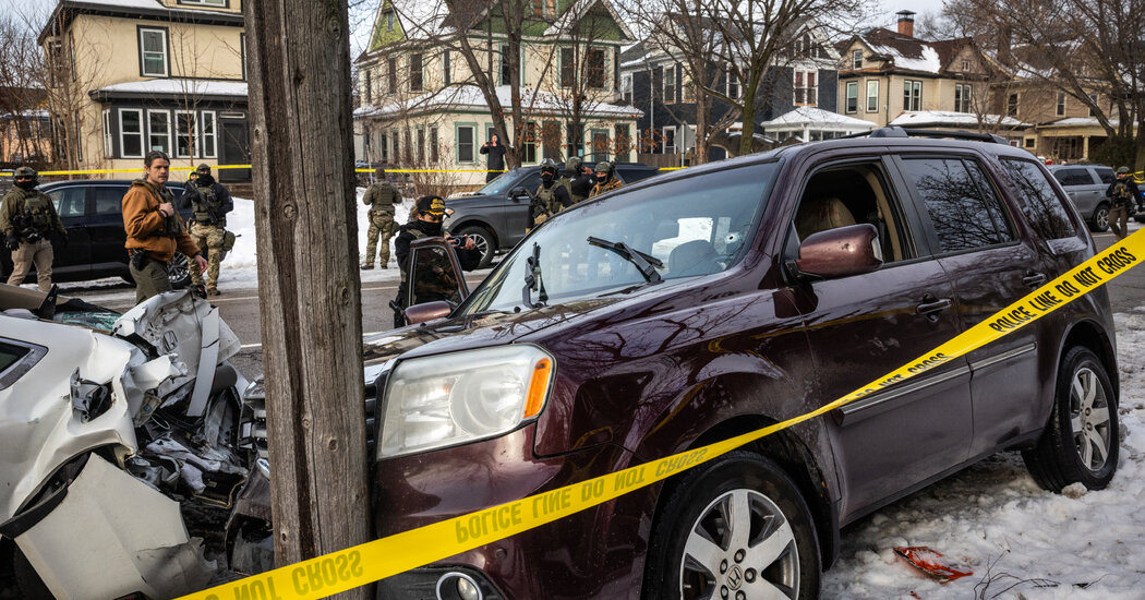 Federal Agents Were Told FBI Will No Longer Investigate ICE Confrontations