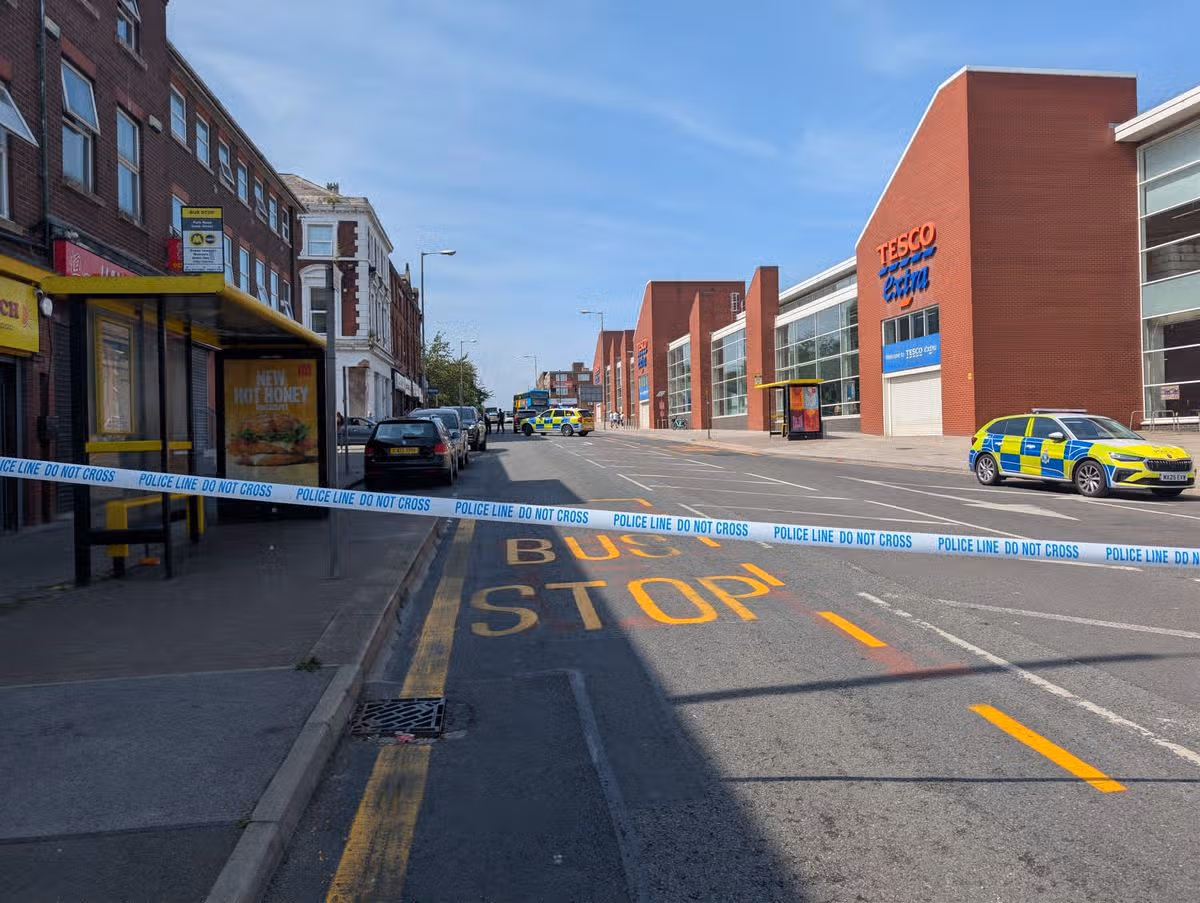Police cordon on Park Road, Dingle