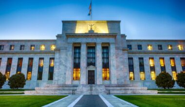 Fed Sees Oil Prices Cooling Despite Renewed Iran War