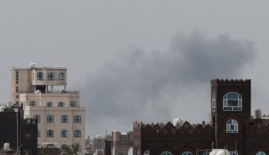 Yemen government says its forces attacked Sanaa airport | Houthis News