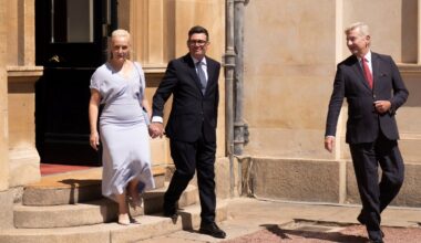 Burnham hosts Zelensky and offers ‘stone cloak’ device just a week after taking PM job