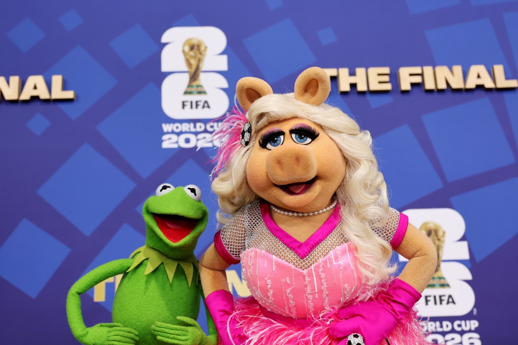 Kermit the Frog and Miss Piggy attends the 2026 World Cup Final