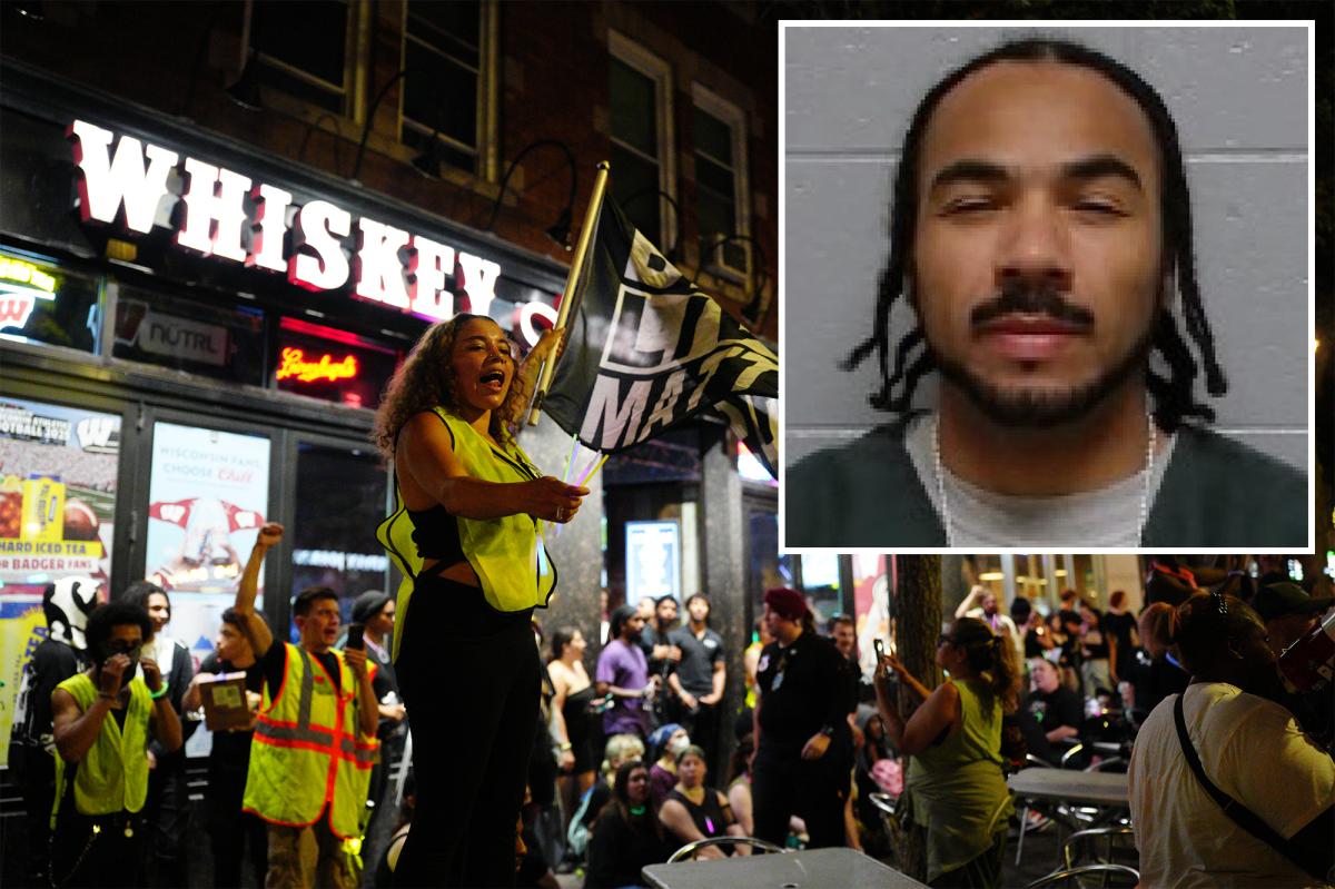 Protesters blockade Wisconsin street where felon was killed after knifing cop