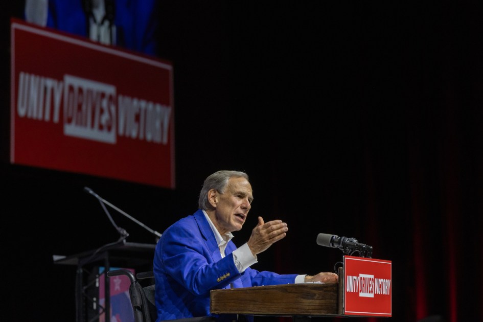 Abbott, other Texas GOP leaders mum on fatal ICE shooting
