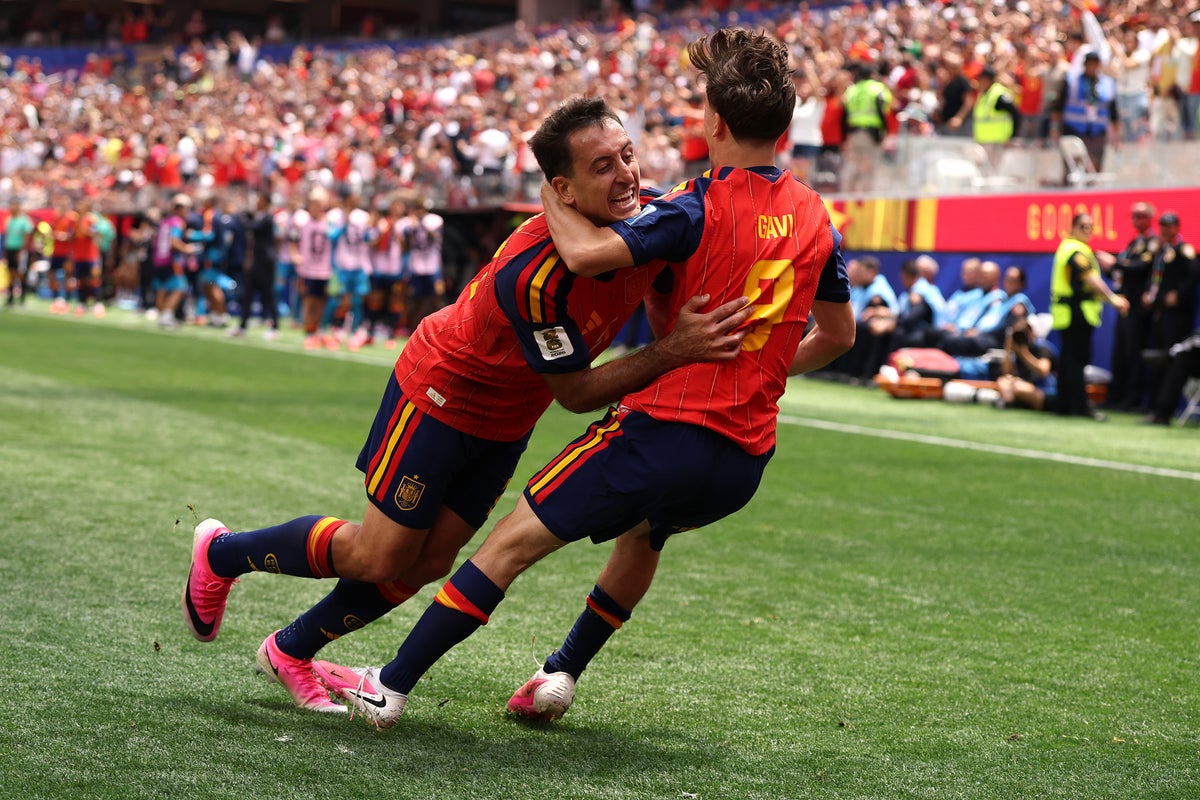 Spain vs Austria LIVE: Score and reaction as Oyarzabal brace eases European champs through World Cup last 32