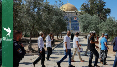Israel bans Jerusalem grand mufti from Al-Aqsa for one week