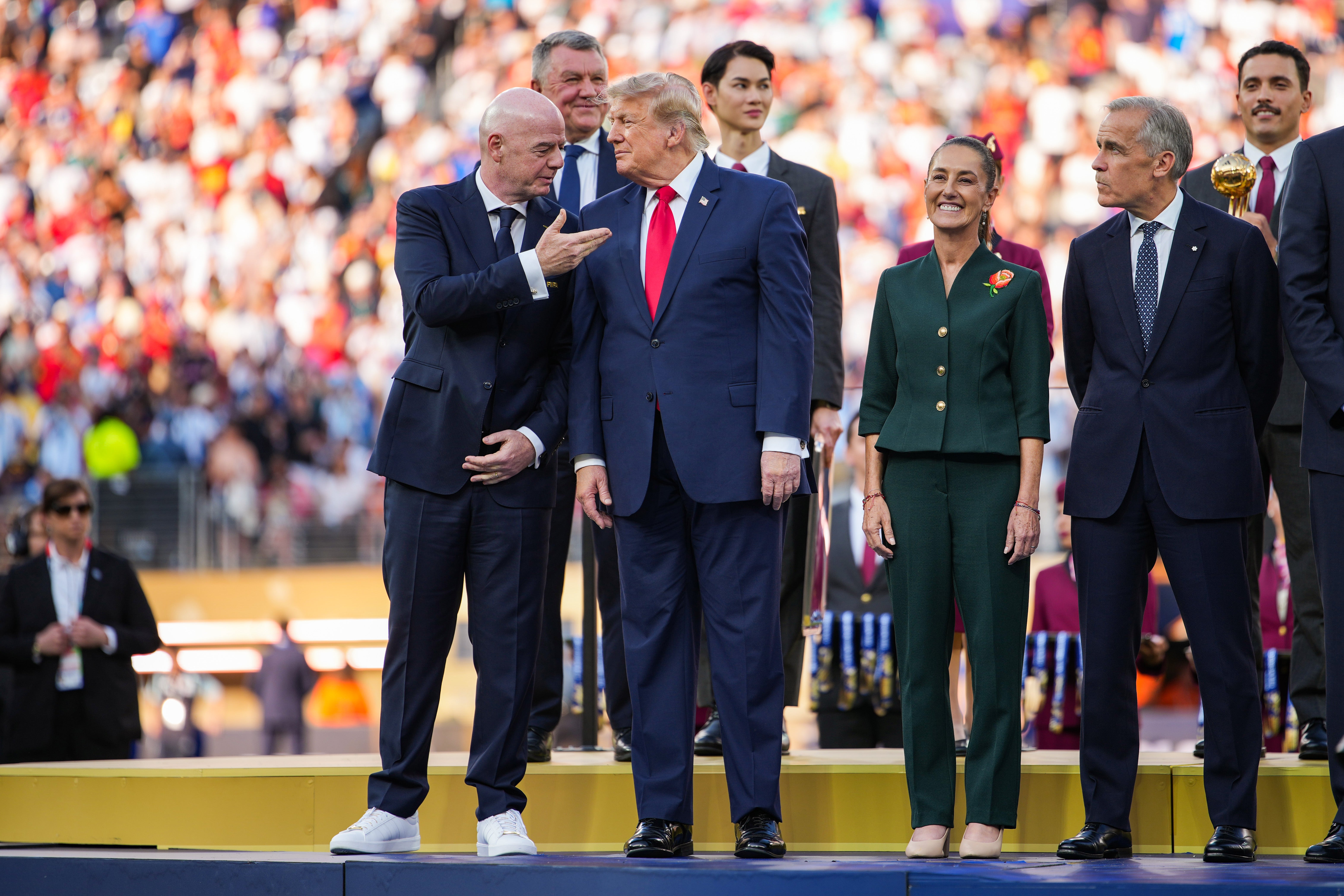 Trump spoke to Mark Carney (far-right) about the Canadian wildfires