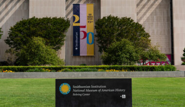 Trump Orders Warnings Placed at ‘Inaccurate’ Smithsonian History Museum