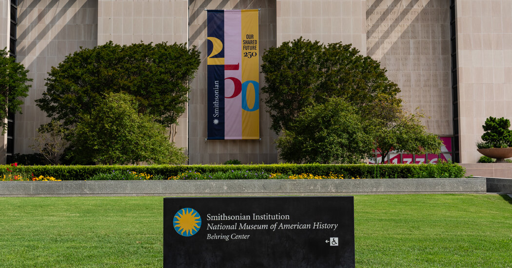 Trump Orders Warnings Placed at ‘Inaccurate’ Smithsonian History Museum