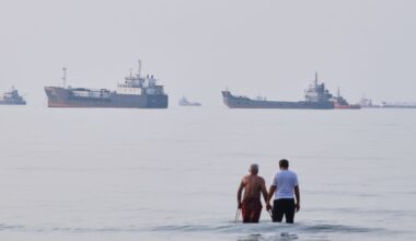 3 islands help control access to the Strait of Hormuz. They're in the crosshairs of the Iran war :: WRAL.com