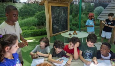 A Tel Aviv Principal Integrated Affluent Israeli and Asylum Seeker Children in One School. Here's What Happened