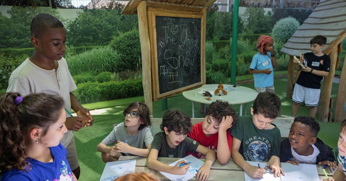 A Tel Aviv Principal Integrated Affluent Israeli and Asylum Seeker Children in One School. Here's What Happened