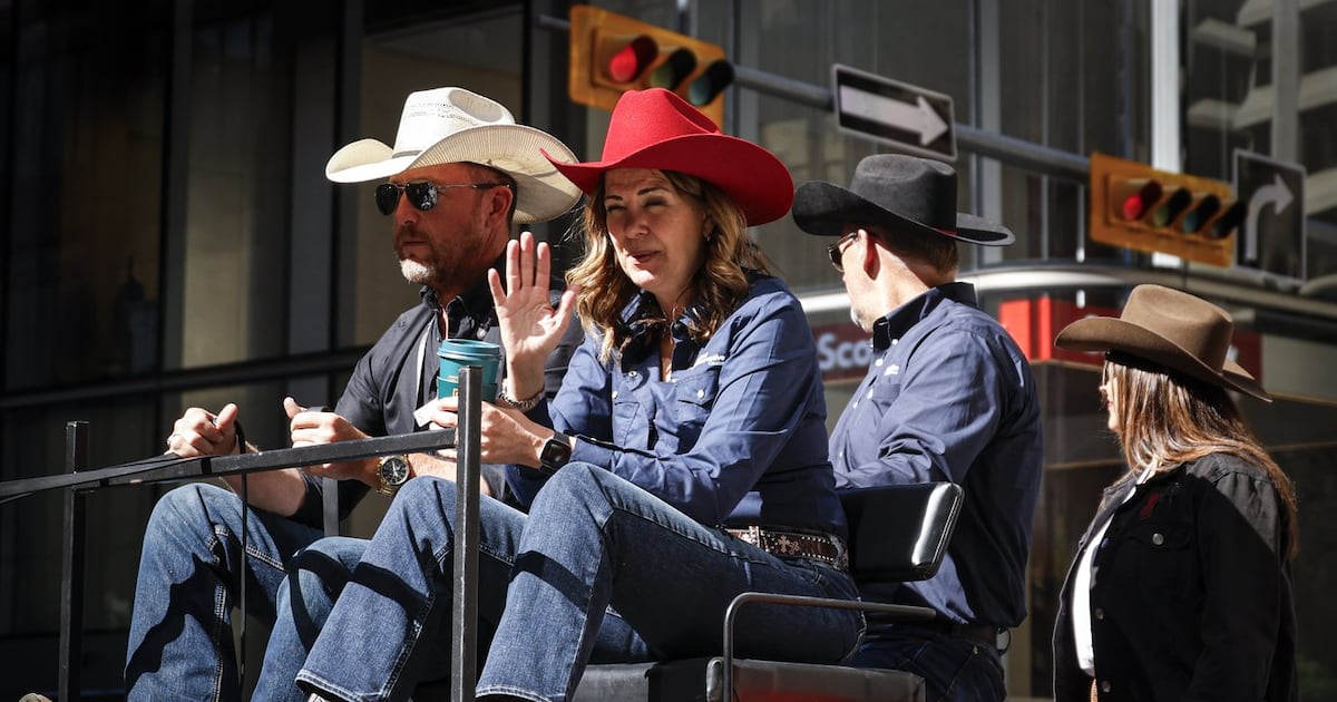 'You suuuuuck!': Smith gets cheers and jeers riding in Calgary Stampede parade - CTV News