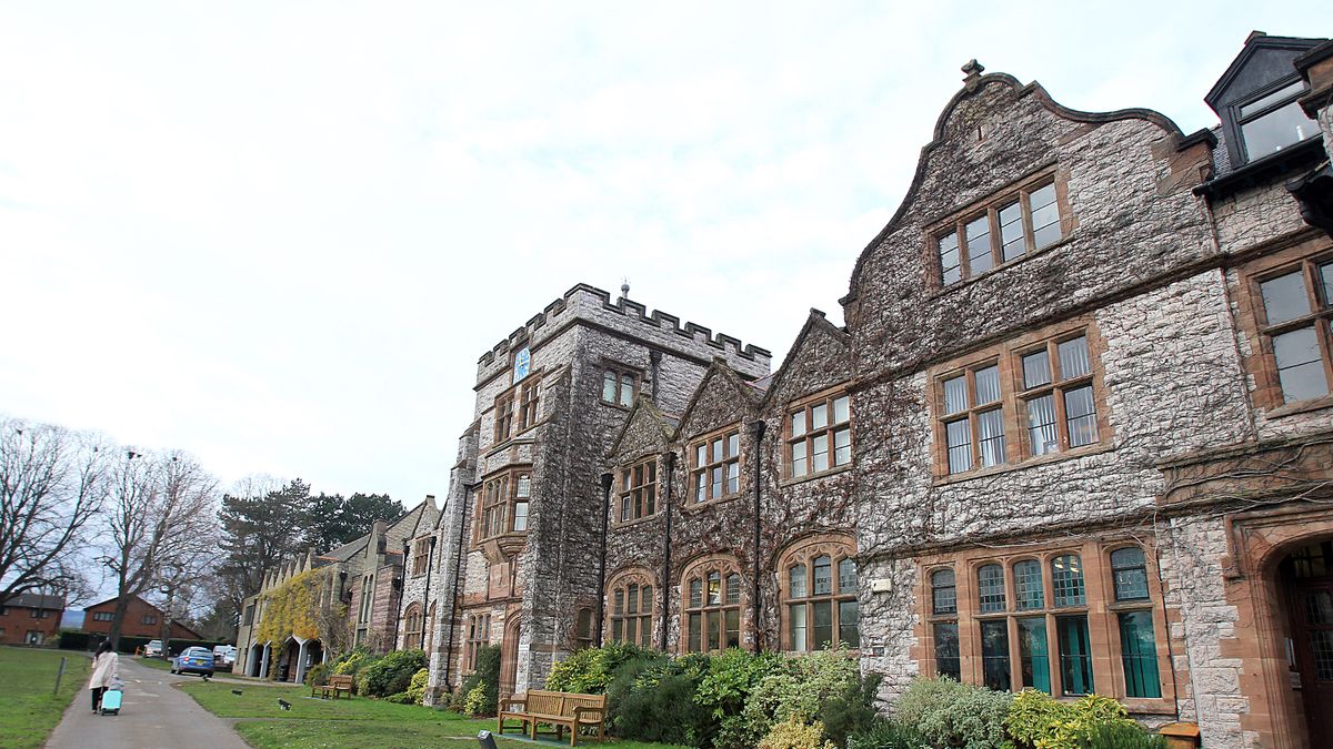 Ruthin School to close in shock announcement