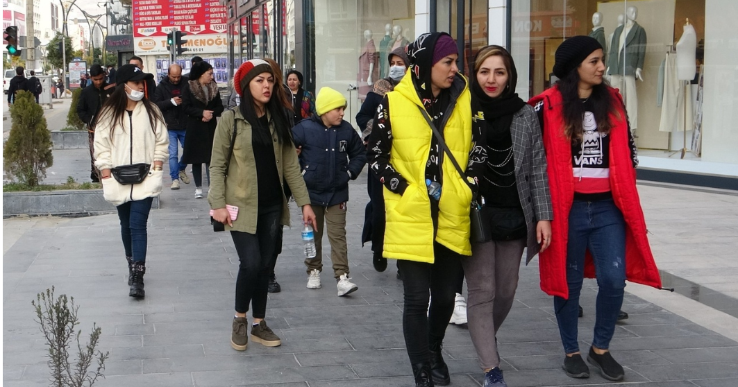 Turkey’s tighter residency rules leave more Iranians in limbo